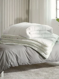 ANTI ACARIENSGoldCouette synthétique 240x220 ANTI ACARIENS chaude-DODO Best