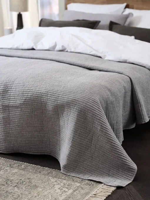 FAGERKLOKKECouvre-lit FAGERKLOKKE 220x240-JYSK Clearance