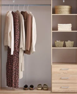 FANDRUPArmoire FANDRUP 145x176 3 portes 3 tiroirs coloris chêne c.-JYSK New