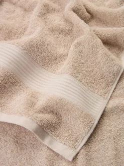 KARLSTADGoldServiette de toilette KARLSTAD 50x100-KRONBORG