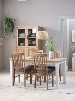 MARSKEL + HAGEMARKSKEL L150/193 table blanc/chêne + 4 HAGE chaises g./ch.-JYSK Online