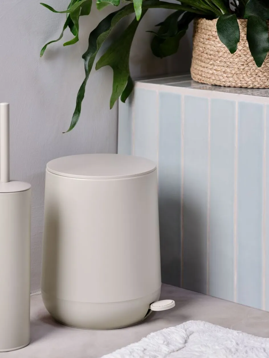 OXIEPoubelle à pédale OXIE 5L a/fermeture silencieuse-JYSK Clearance