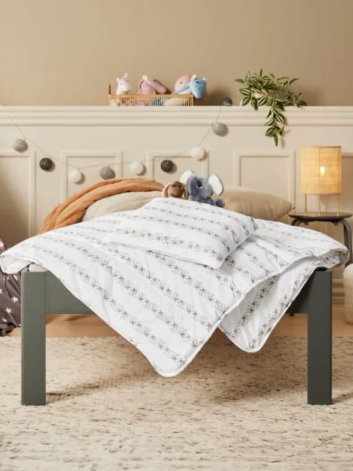 TRONFJELLETPlusCouette synthétique enfants 100x135 TRONFJELLET-JYSK Best