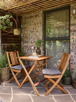 VRAADAL + VRAADALVRAADAL L62 table + 2 VRAADAL chaises eucalyptus-JYSK Outlet